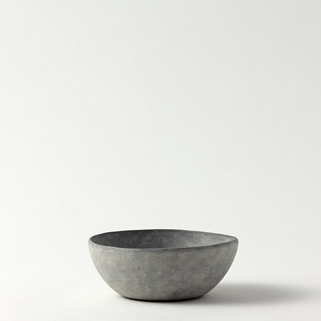 鈴木智子　小鉢（薄白化粧）