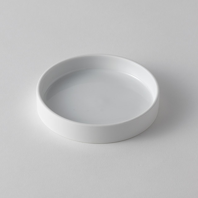 MORIYAMA 内釉薬切立プレート ホワイト11cm