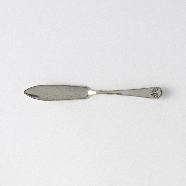 P.N.S シルバーバターナイフ シェル