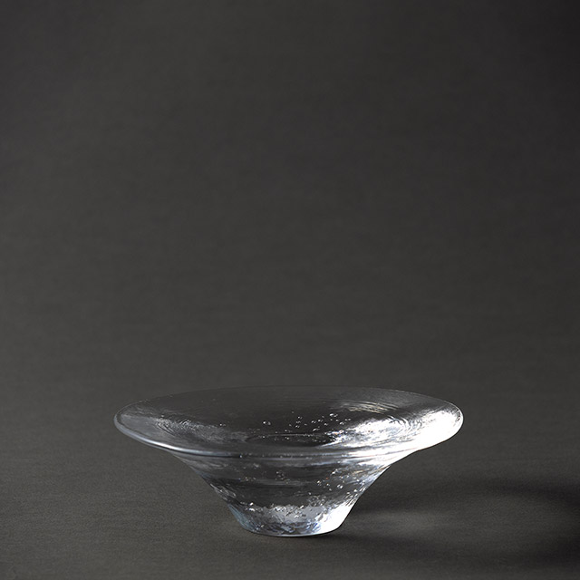 松浦健司　ガラス台皿　14cm