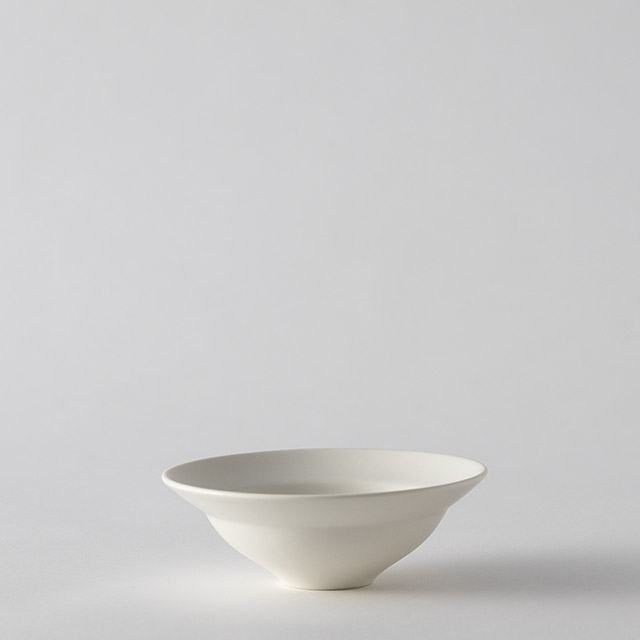 スエトシヒロ 白磁リム鉢 S