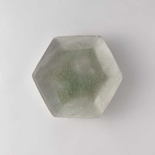 吉川仁 粉引六角皿(中)