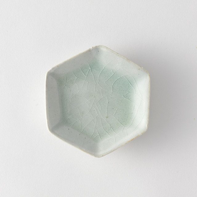 吉川仁 粉引六角小皿