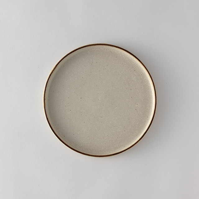 toki 切立21cmプレート アイボリー