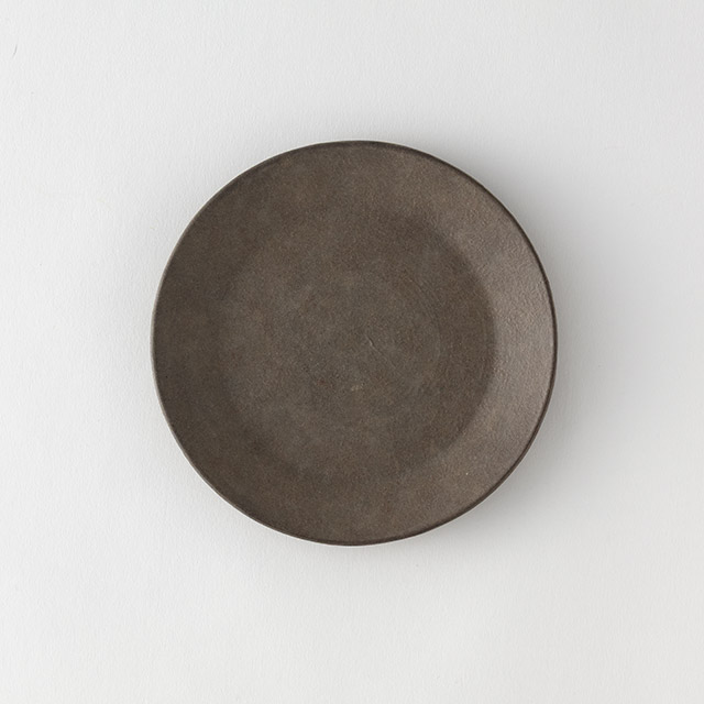 鈴木智子 取り皿15cm(錆色化粧)