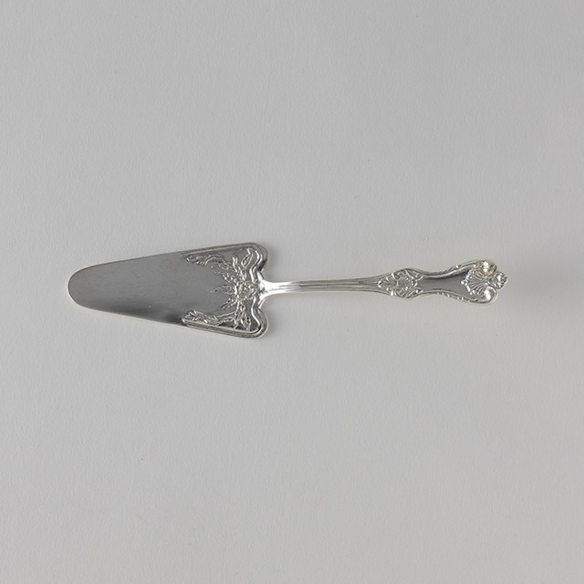 Royal Family シルバースモールケーキサーバー