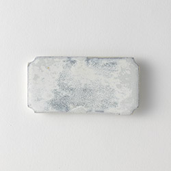 村井大介　コーナー窪み長方形プレート13cm　チタン釉