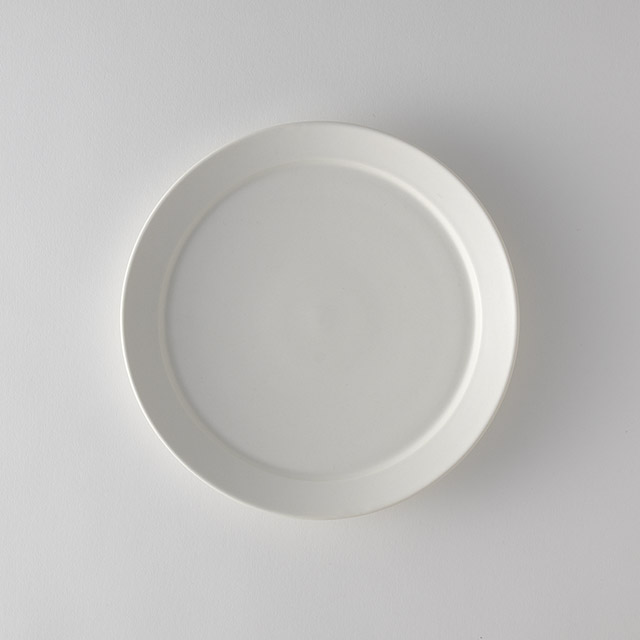 スエトシヒロ 白磁リムプレート 22cm