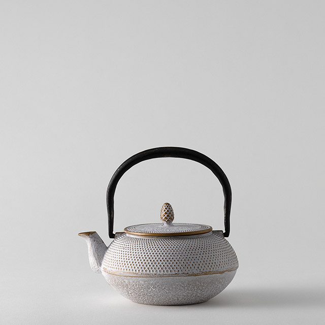 Roji　南部鉄ティーポット0.6L　アラレ　白