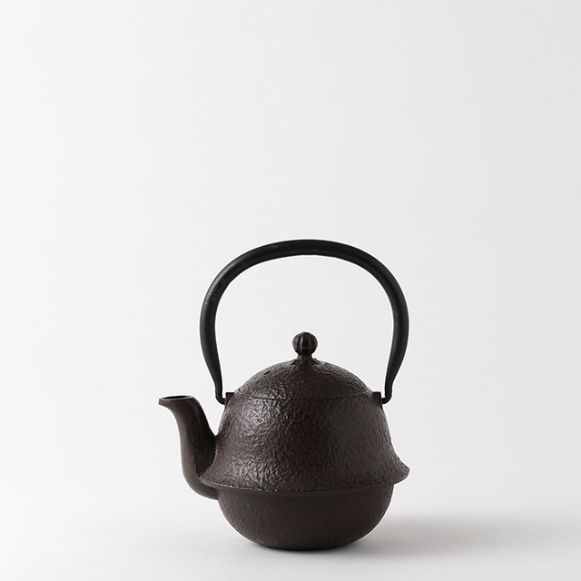 鉄急須　丸釜肌（こげ茶）