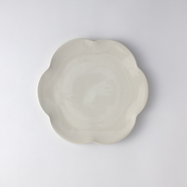 バーニーズ　花型プレート白　大