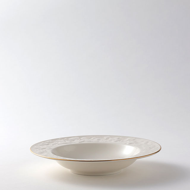 ノリタケ 乳白色蔦スーププレート