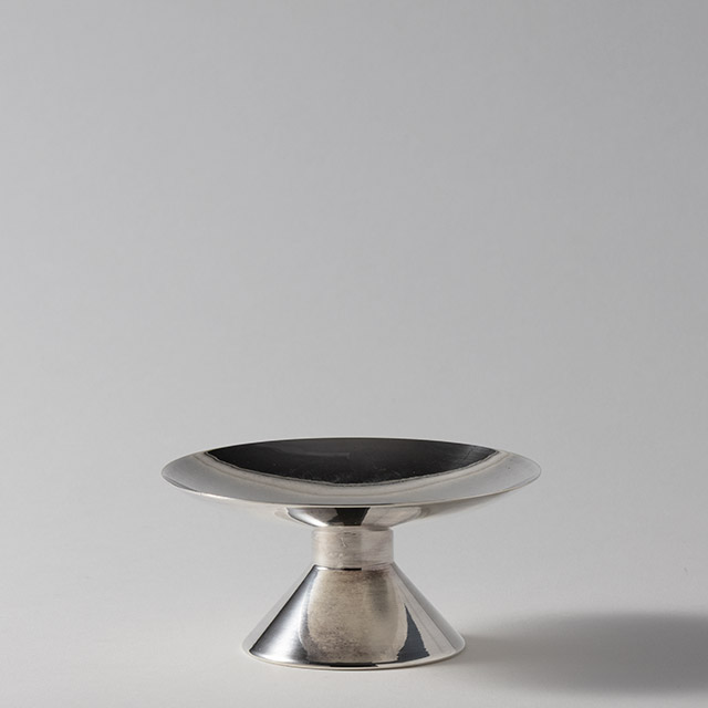 シルバーペルフォム台