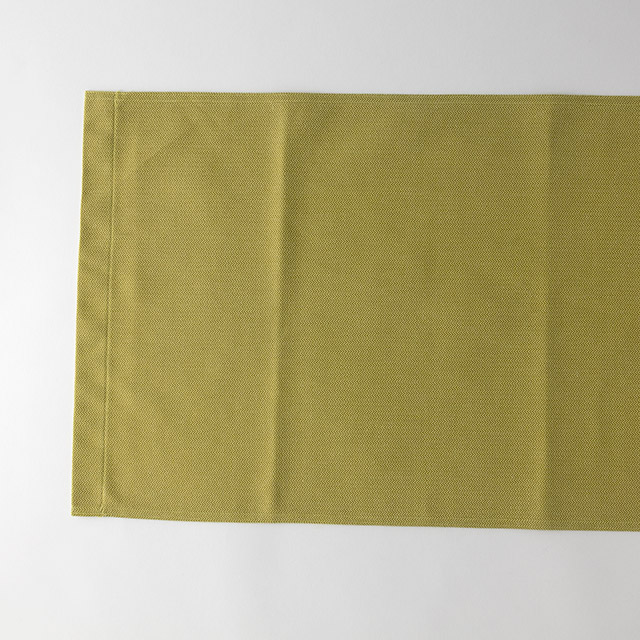 テーブルランナー　黄緑　40×132