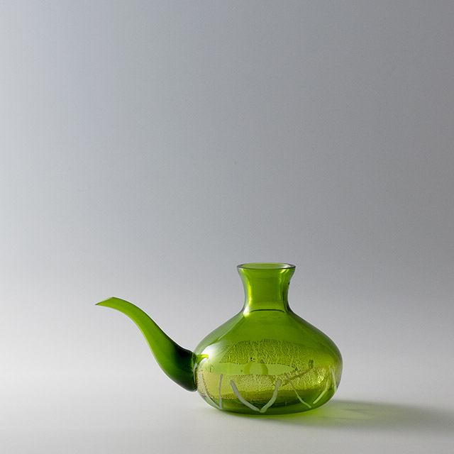 吉田勝美　ガラス(緑)　酒注ぎ(ｸﾗｼｯｸ50%｜旧3,300円)