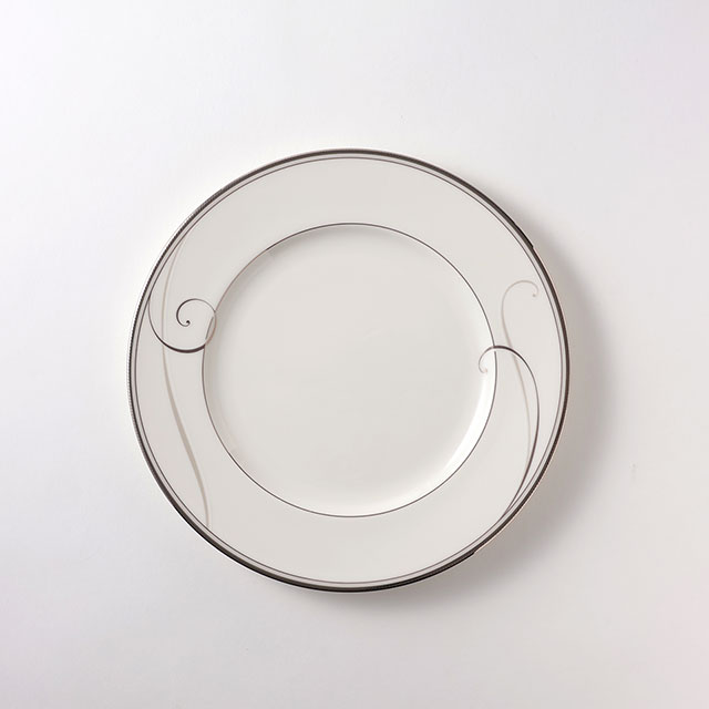 ノリタケ 皿 プラチナウェーブ 22