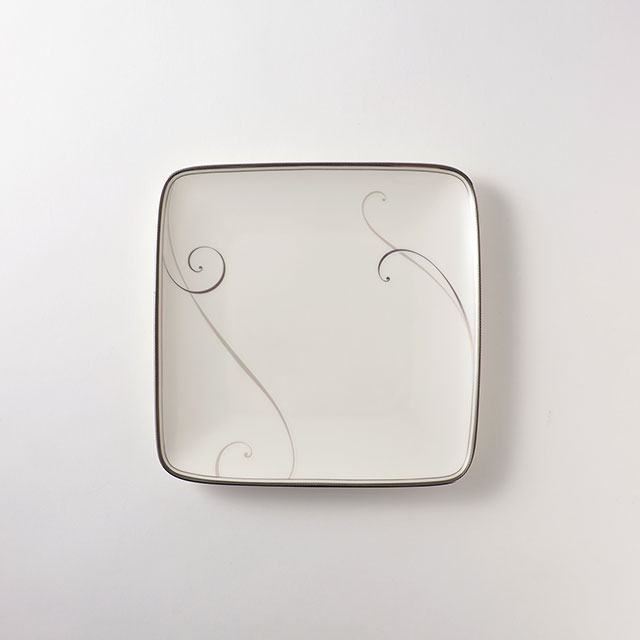 ノリタケ スクエア皿 プラチナウェーブ19