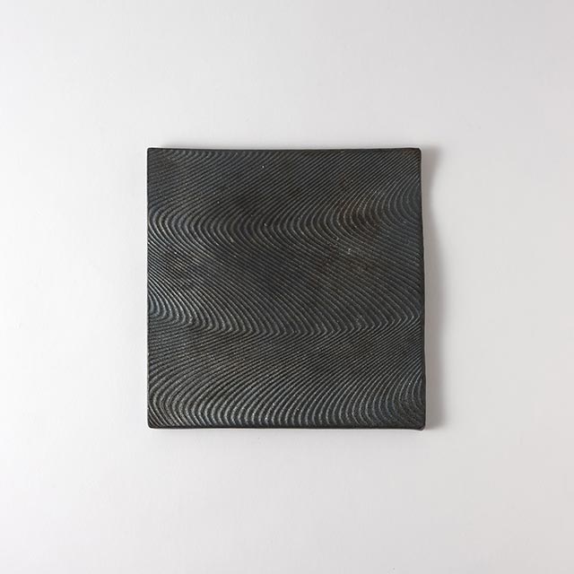 アガタ 焼き〆正角皿グレー