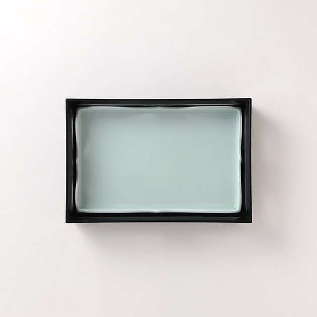 長角すかし盛器 有田焼皿付き