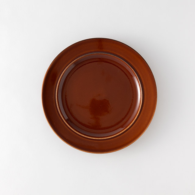 モンターニュ リムプレート 23cm ブラウン