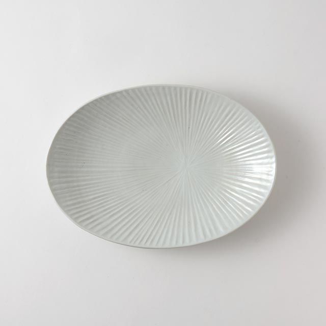 九谷焼窯 白磁内しのぎ楕円皿 中