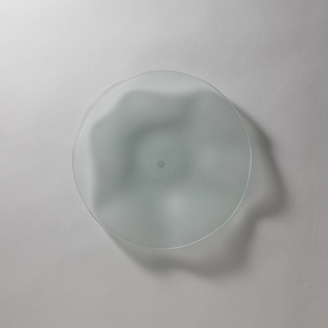 フロストフリルプレート 小