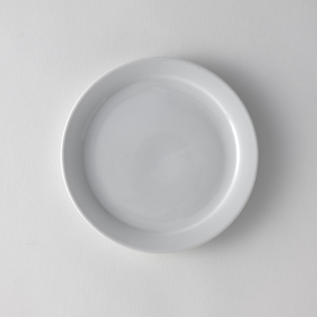 白プレート　16cm
