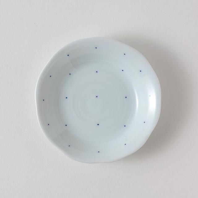 小皿　白地11cm紺水玉　小