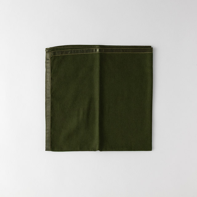 ナプキン 深緑(周りサテン)