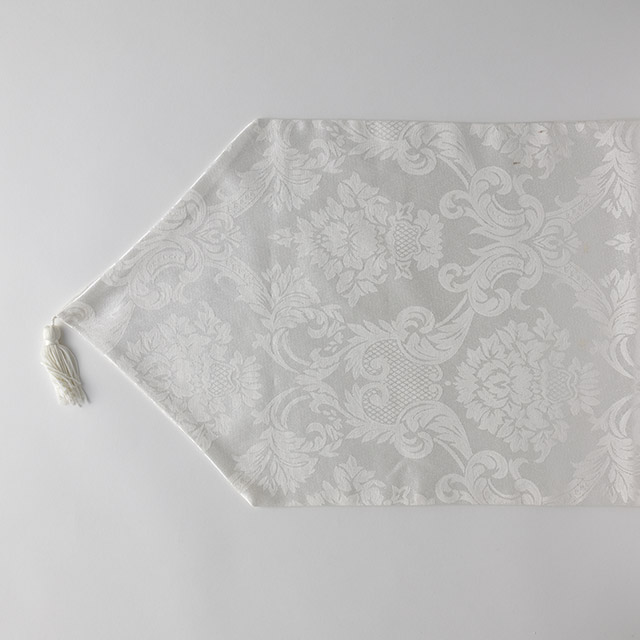 テーブルランナー 白 地模様1800×350