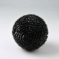 黒の球　粒　10.5cm