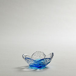 彩りビードロ　8cmガラス小鉢　水色