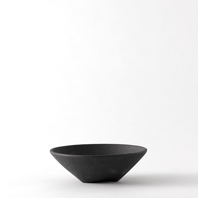 大野香織　三ッ足小鉢　13cm　黒