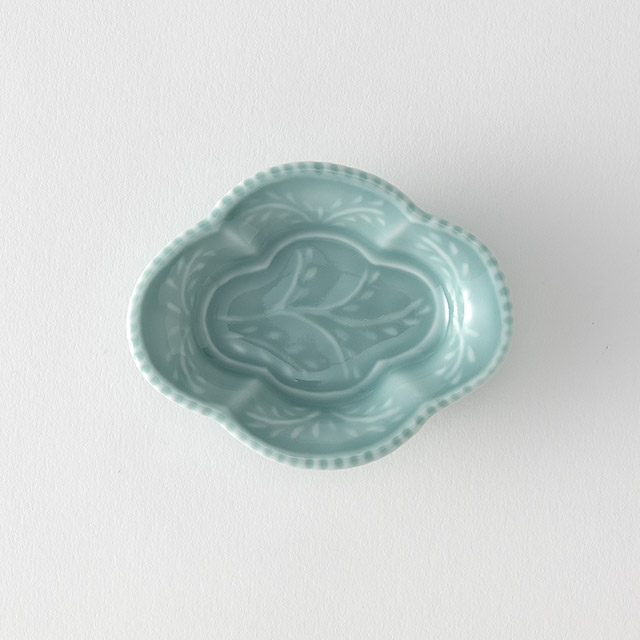 おてしょ皿　木瓜皿　薄青