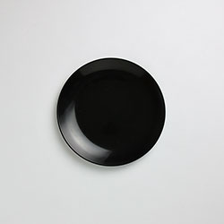 黒塗り　20cm皿
