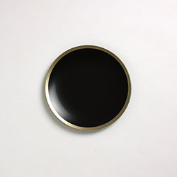 漆丸皿黒　縁錫（平安）18cm