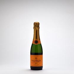 シャンパン　ヴーヴクリコ・イエローラベル375ml